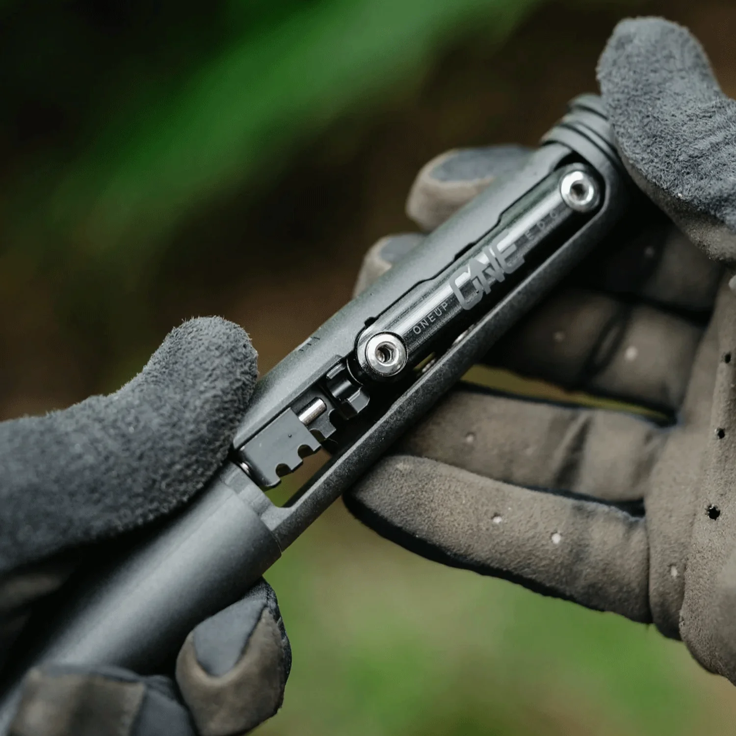 OneUp EDC V2 Tool - Image 4