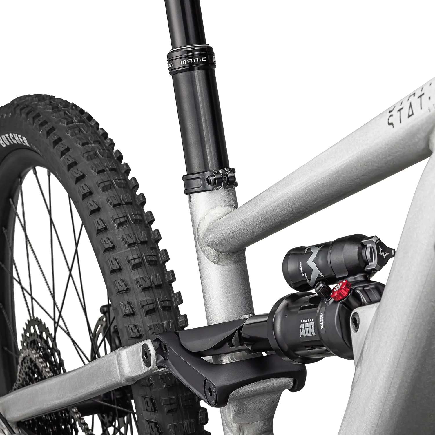 Specialized Status 2 140 Zero 2025 Satin Aluminum/Obsidian - Image 4