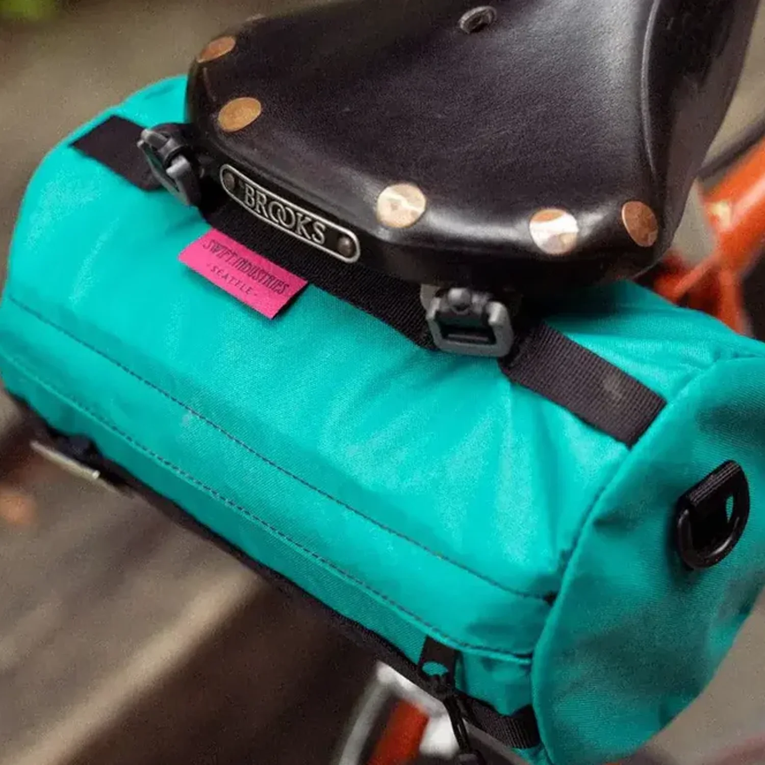 Swift Industries Bandito Bicycle Bag, ECOPAK Shell, Coyote - Image 3